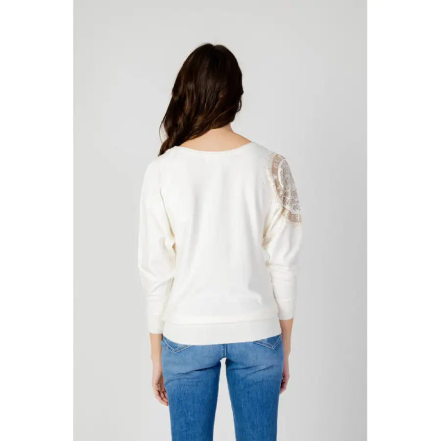 
                      
                        Guess Guess Women white sweater with lace sleeves from Guess Women Knitwear collection
                      
                    